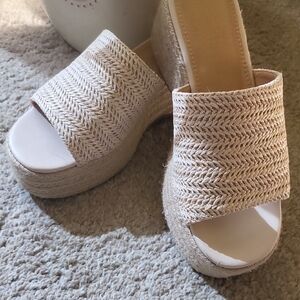 Woven Platform Slide Sandals in Natural